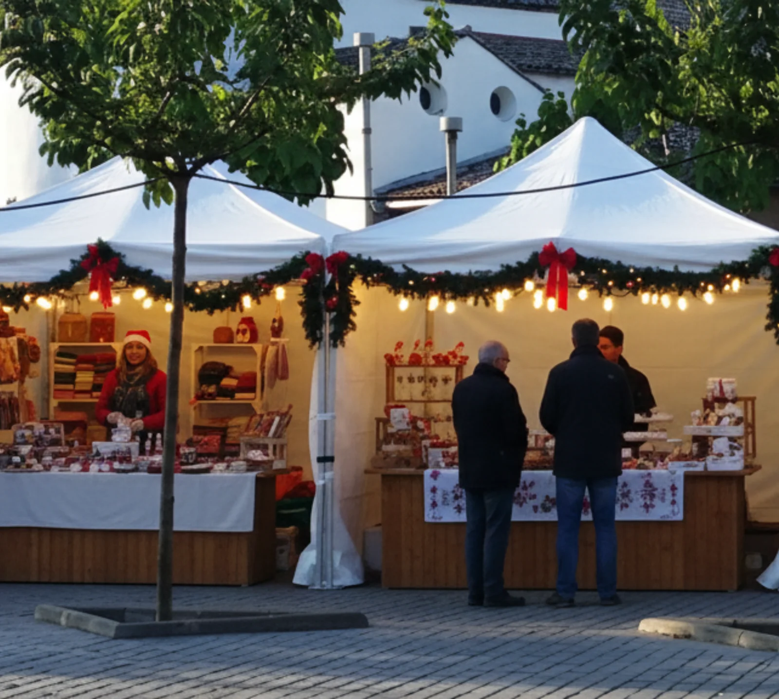 60 carpas 3x3m modelo medio para mercados navideños